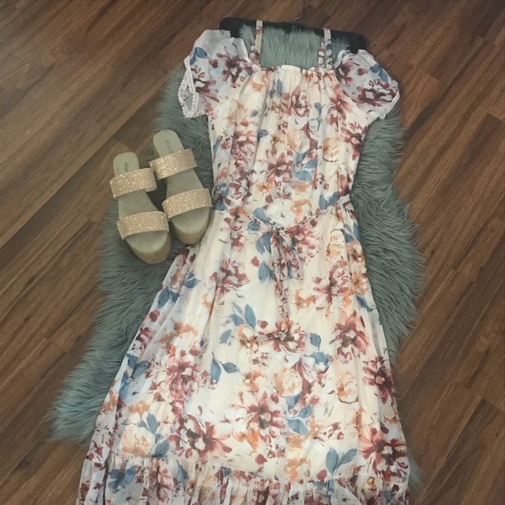 Mlle Gabrielle Floral Maxi Dress